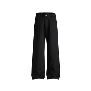 Men’s Wide-Leg Jeans