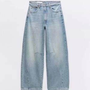 Wide-Leg Plain Jeans